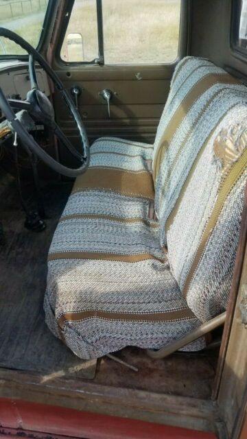 1955 International Harvester R130 - photo 11