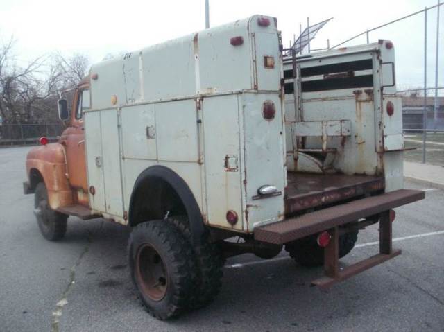 1955 International Harvester R140   R-140 4X4 PICKUP UTILITY TRUCK - photo 3