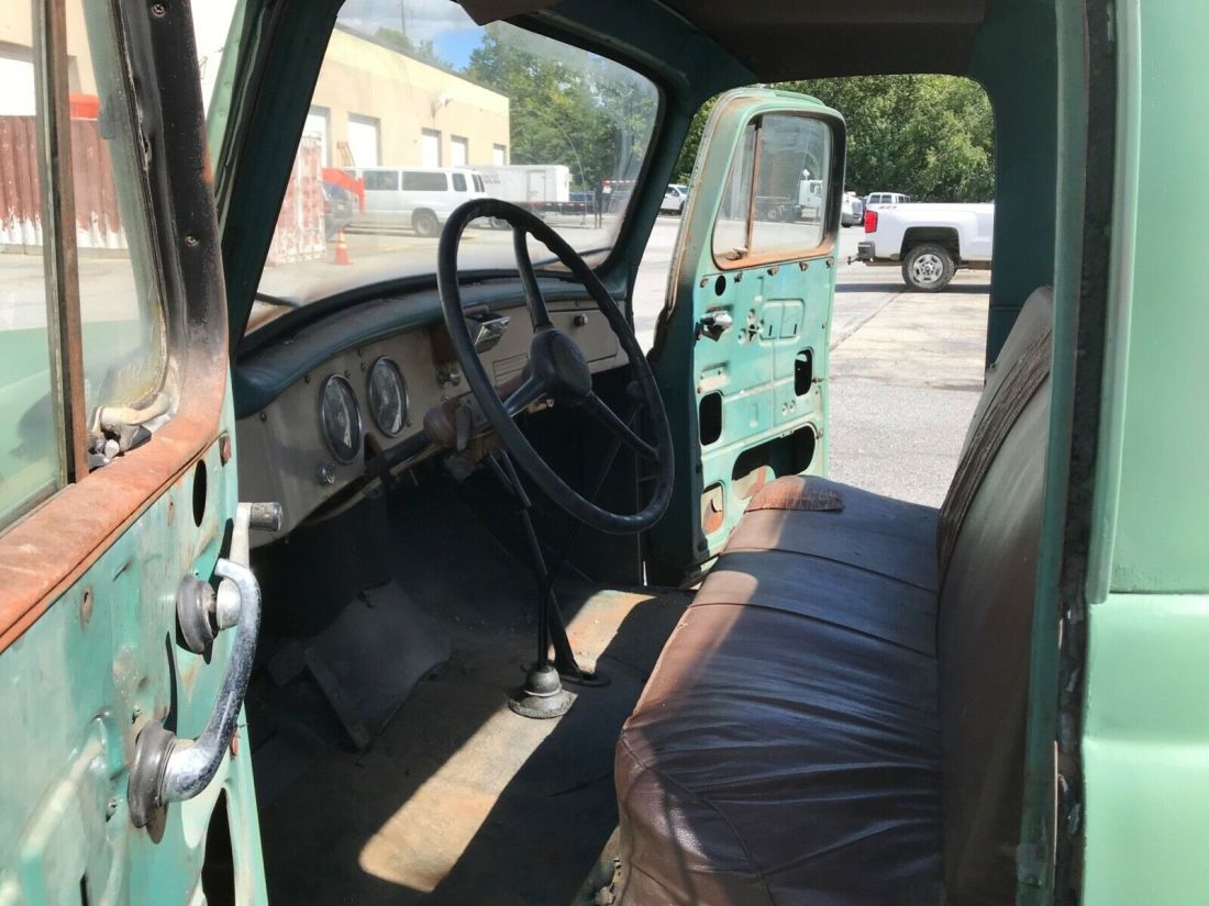 1955 International Harvester R110 - photo 7