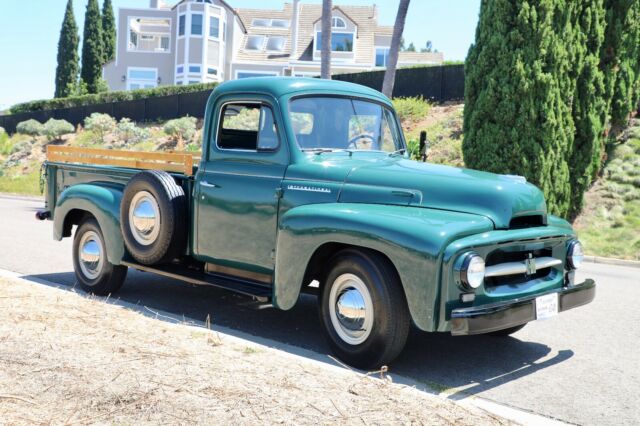 1955 International Harvester R120 dump truck - photo 3