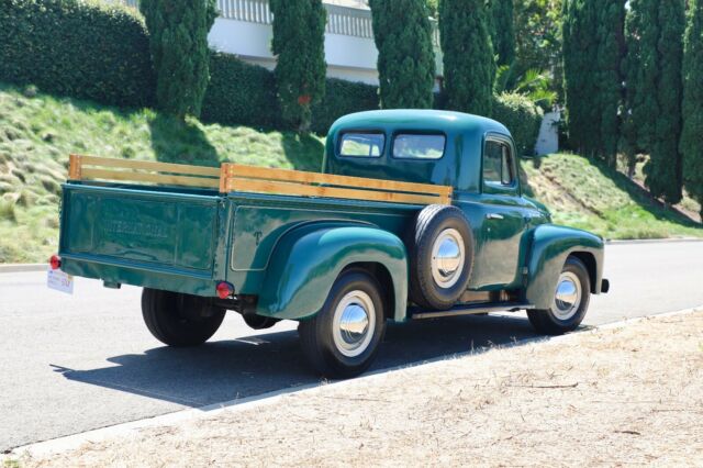 1955 International Harvester R120 dump truck - photo 3