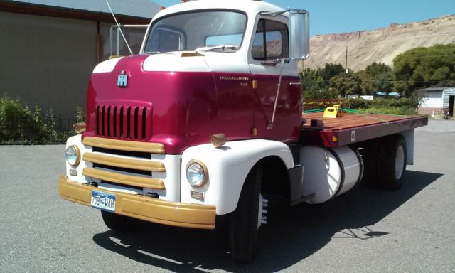 1955 International R160 COE Cabover Flatbed V8 1955 International Harvester RC160