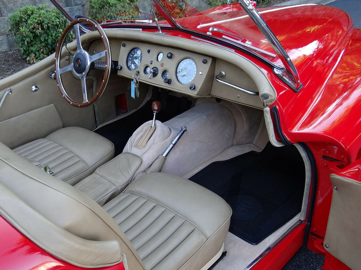 1955 Jaguar XK XK140 SE Roadster - photo 10