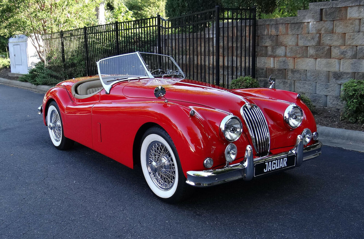 1955 Jaguar XK XK140 SE Roadster - photo 2