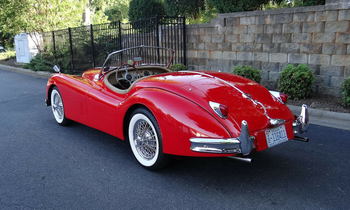 1955 Jaguar XK XK140 SE Roadster - photo 3