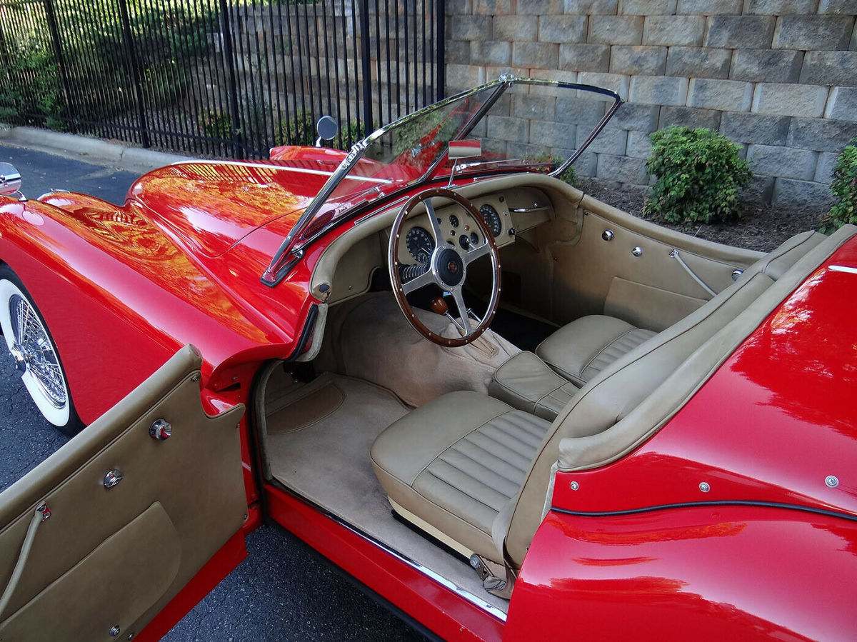 1955 Jaguar XK XK140 SE Roadster - photo 9