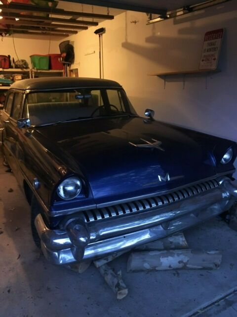 1955 Mercury Monterey 2-tone Sedan 1955 Mercury Monterey Sedan