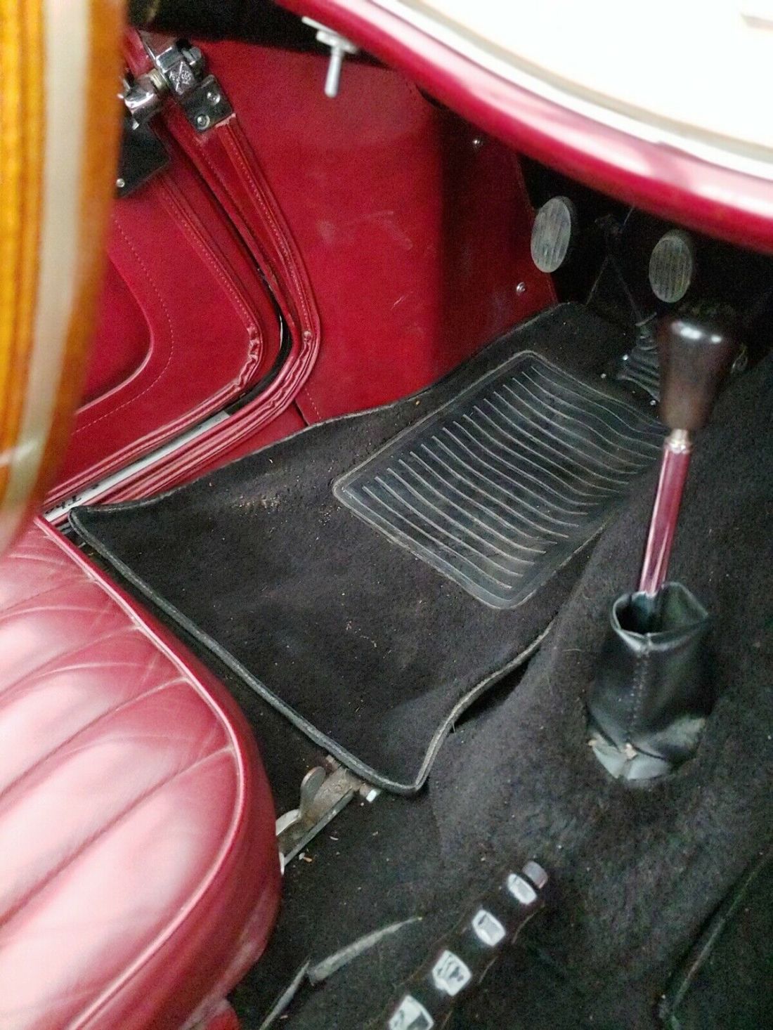 1955 MG TF Red - photo 7