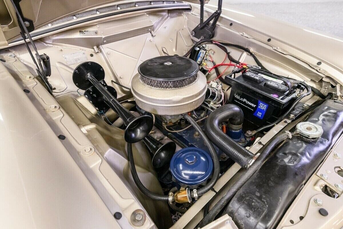 1955 Nash Rambler station wagon - photo 6