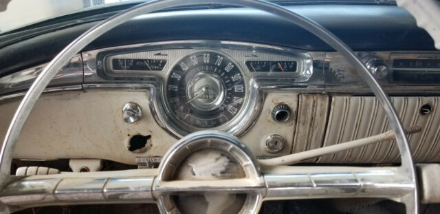 1955 Oldsmobile Eighty-Eight Holiday - photo 3