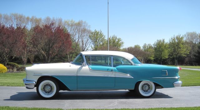 1955 Oldsmobile Ninety-Eight Deluxe Holiday Coupe - photo 4