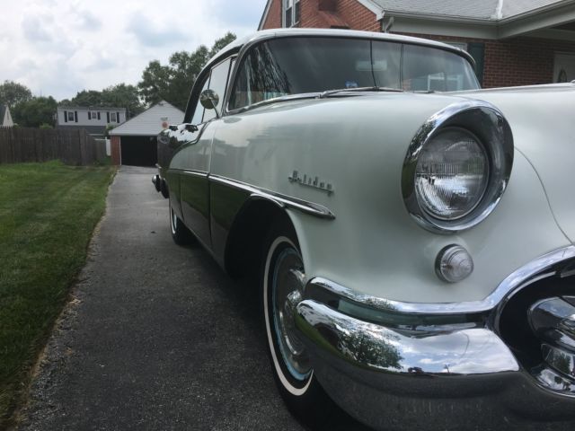1955 Oldsmobile Ninety-Eight Holiday - photo 9