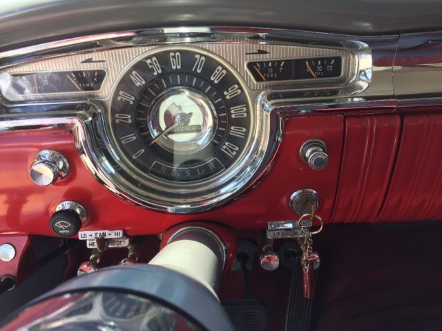 1955 Oldsmobile Eighty-Eight 2 door hardtop - photo 10