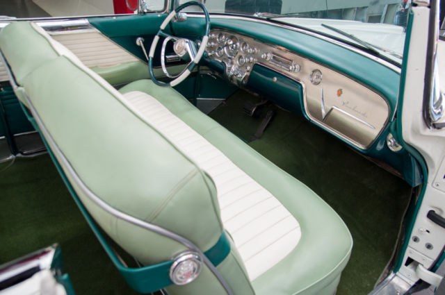 1955 Packard Caribbean Caribbean Convertible - photo 10