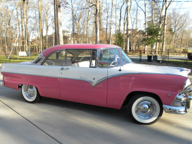 1955 Ford Fairlane - photo 2