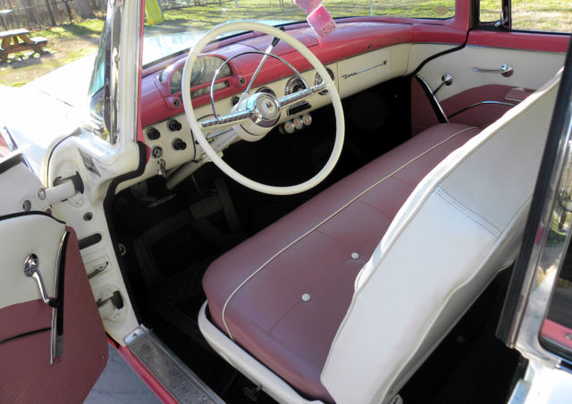 1955 Ford Fairlane - photo 7