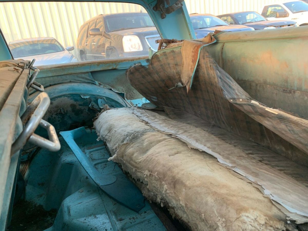 1955 Plymouth Belvedere - photo 2