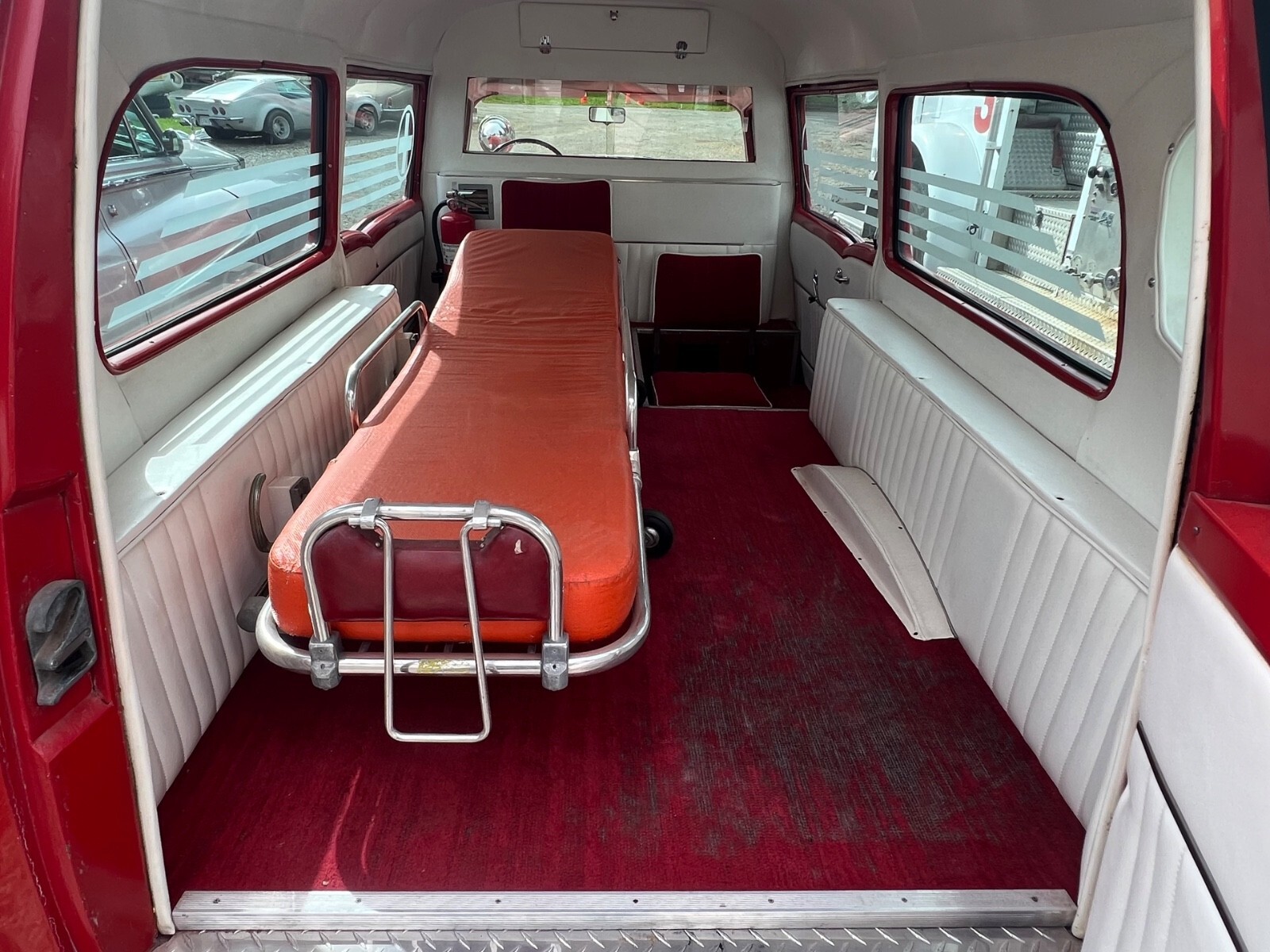1955 Pontiac Other Station Wagon / Ambulance - photo 3