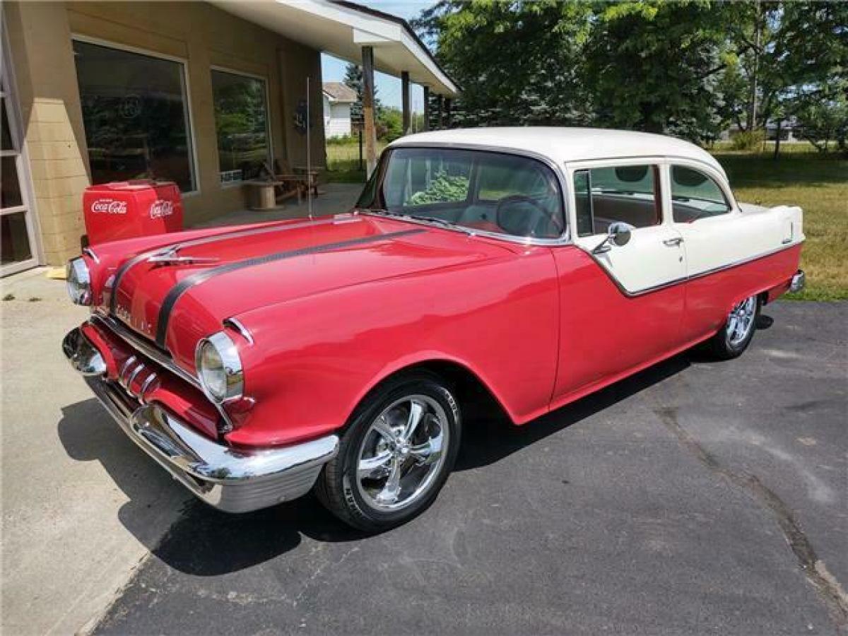 1955 Pontiac Catalina 2 door - photo 3