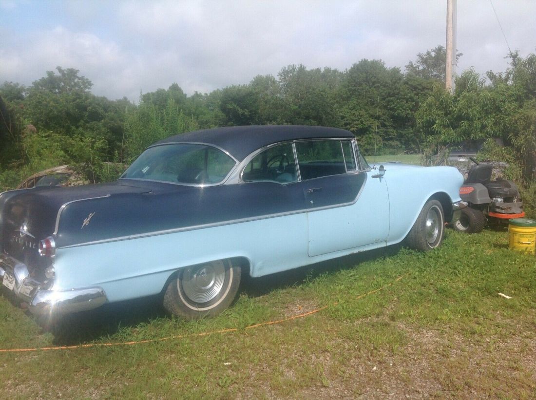 1955 Pontiac Chieftain - 2 door hardtop 1955 Pontiac Chieftain