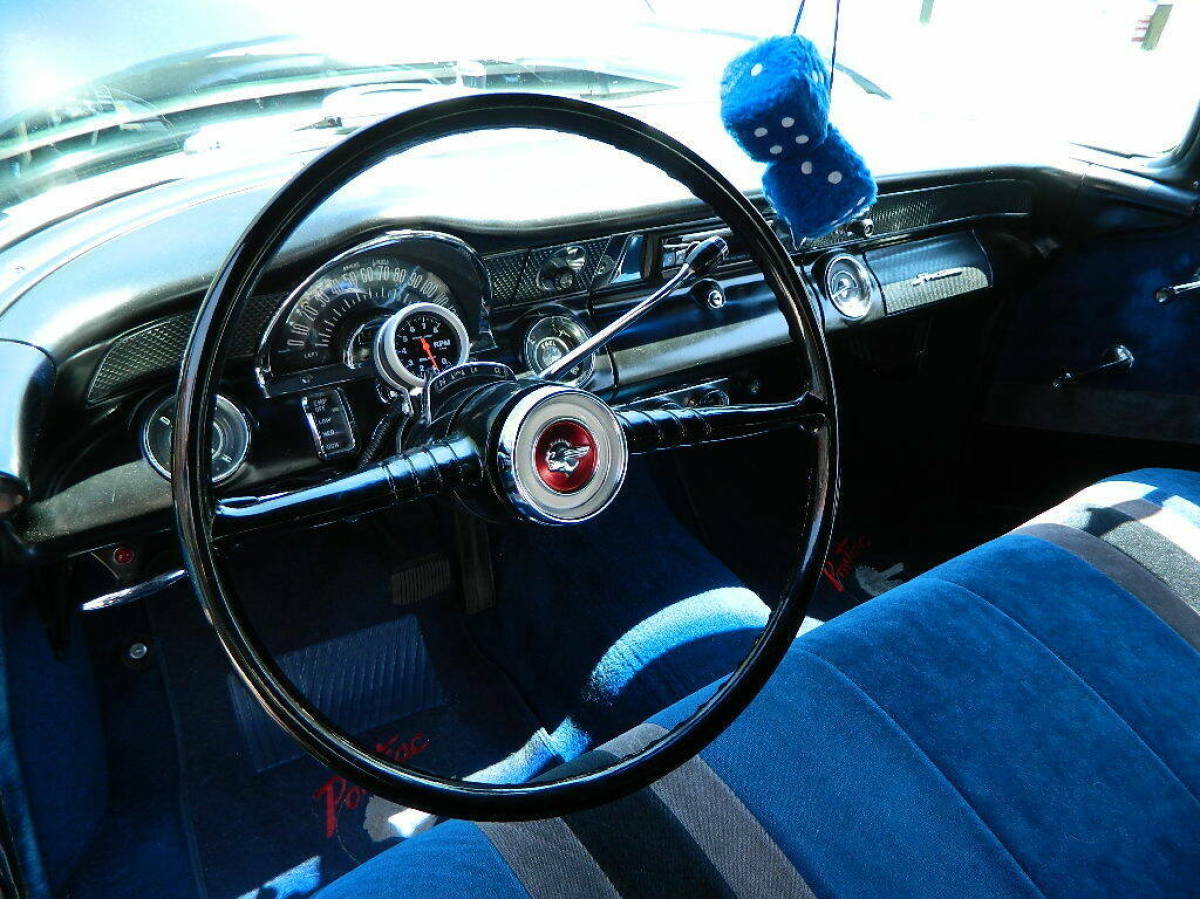 1955 Pontiac Chieftain 2dr - photo 12