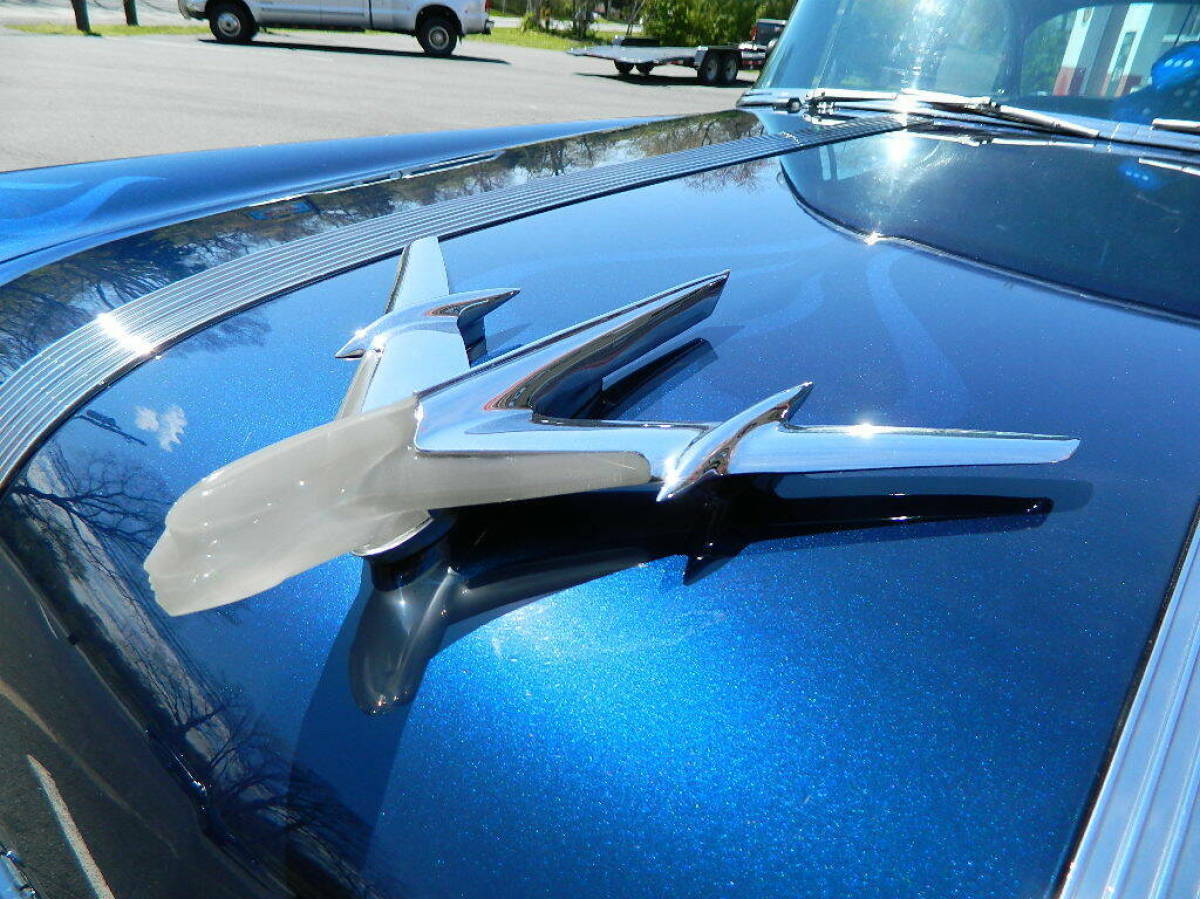 1955 Pontiac Chieftain 2dr - photo 3
