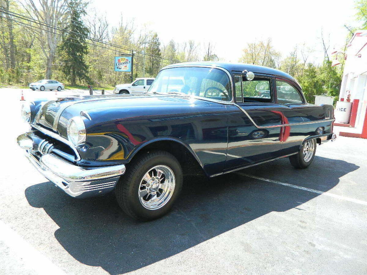 1955 Pontiac Chieftain 2dr - photo 4