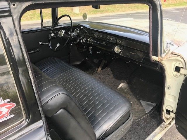 1955 Pontiac Bonneville - photo 5