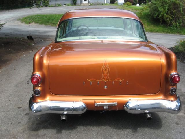 1955 Pontiac 2 Door Sedan - photo 4