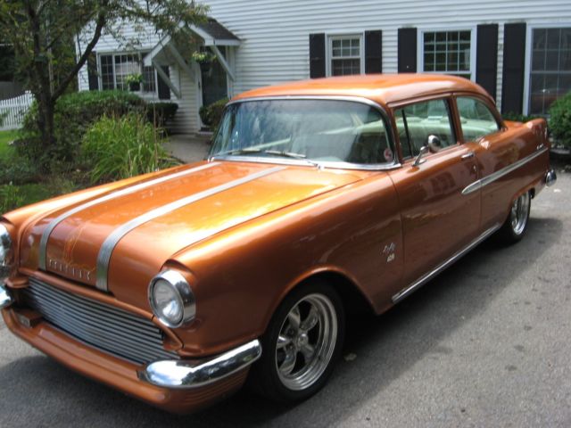 1955 Pontiac 2 Door Sedan - photo 6