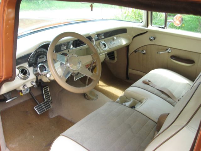1955 Pontiac 2 Door Sedan - photo 8