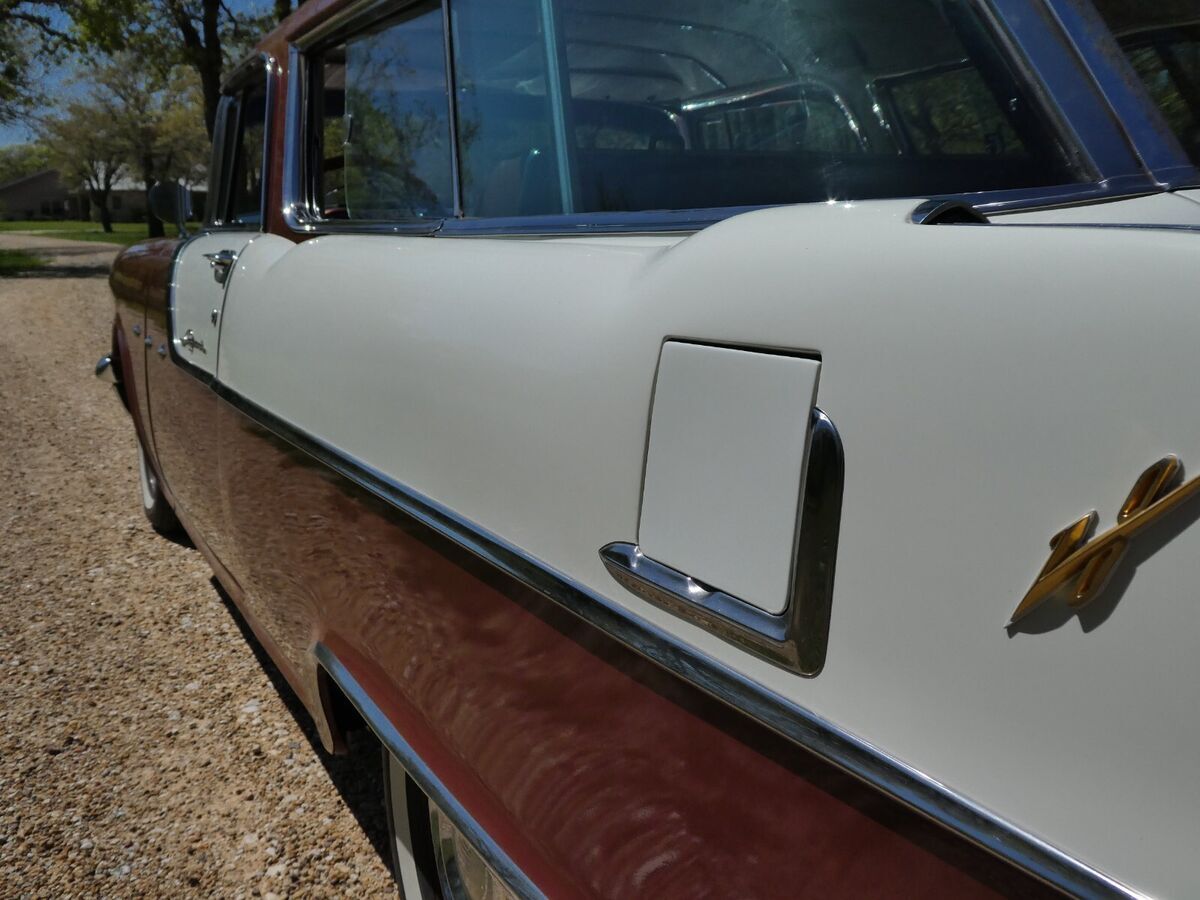 1955 Pontiac Star Chief Safari Wagon - photo 10