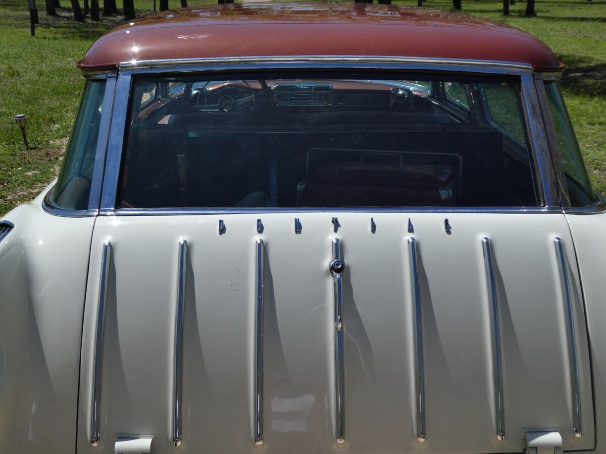 1955 Pontiac Star Chief Safari Wagon - photo 3