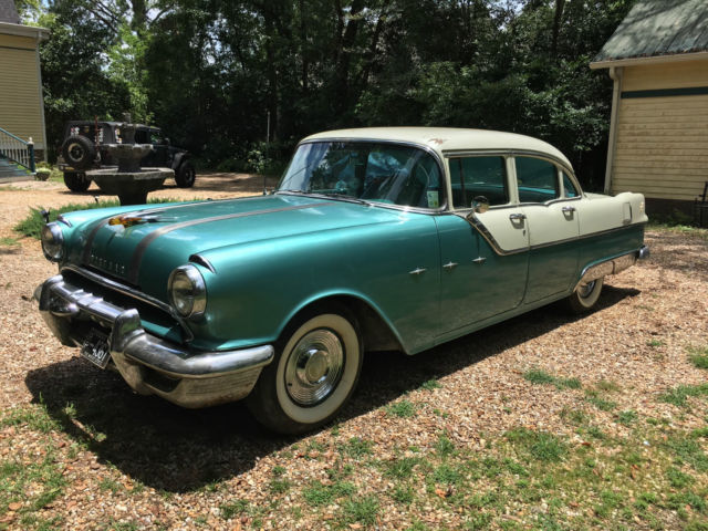 1955 Pontiac STAR CHIEF 4 door Sedan - photo 2