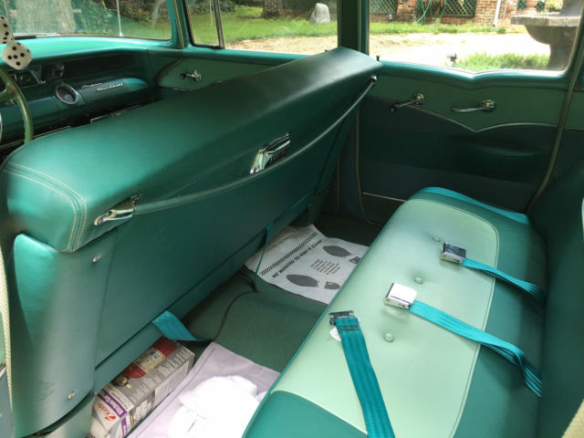 1955 Pontiac STAR CHIEF 4 door Sedan - photo 9