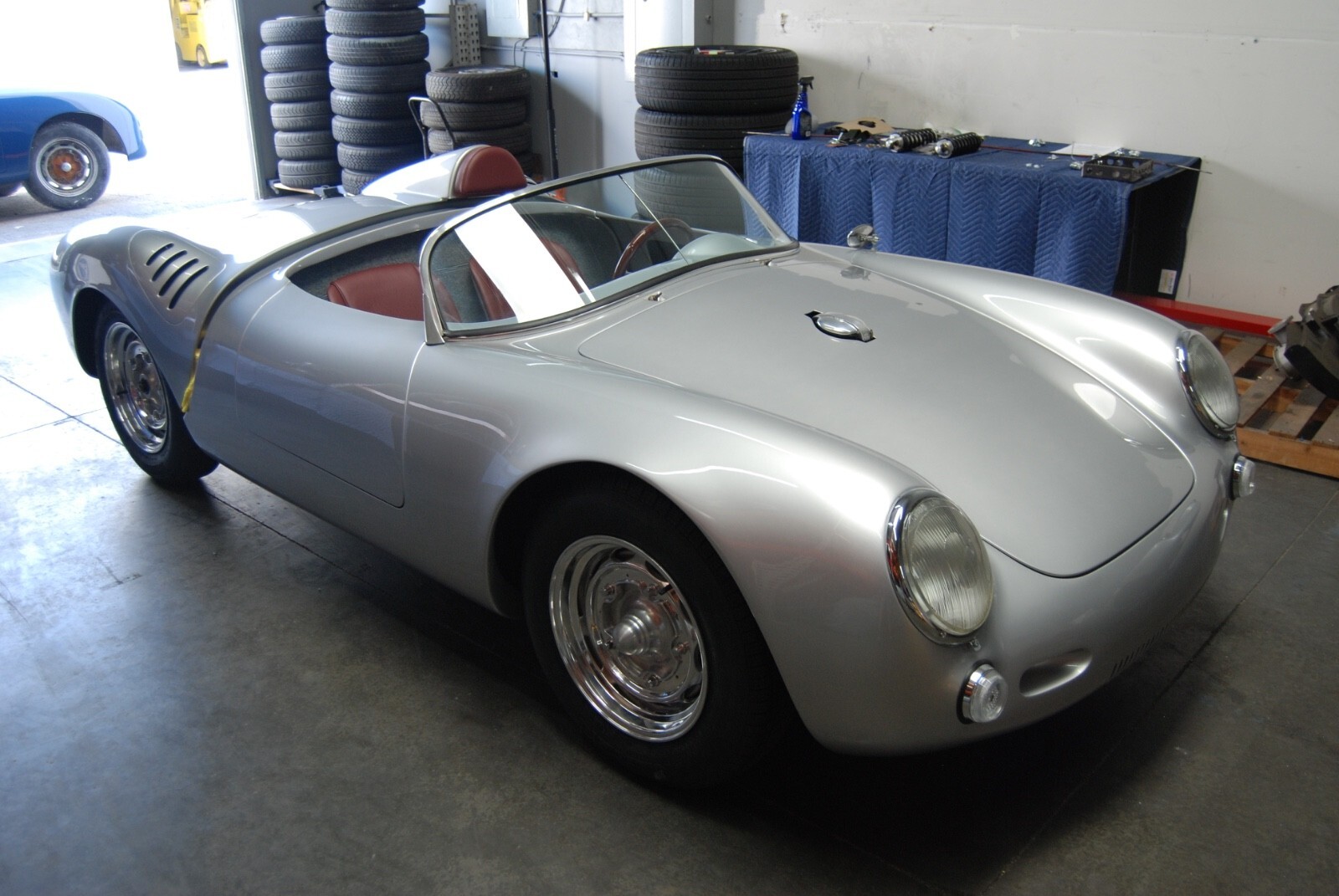1955 Porsche 550A Spyder Porsche Spyder badging front, rear and side - photo 7