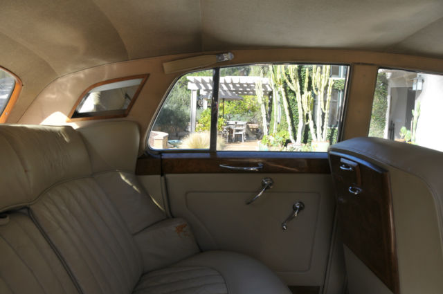 1955 Rolls-Royce Silver Cloud - photo 11