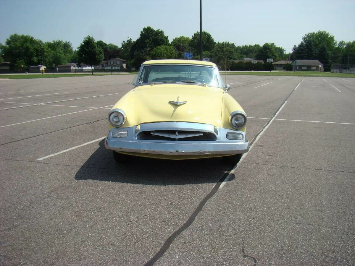 1955 Studebaker Commander - photo 2