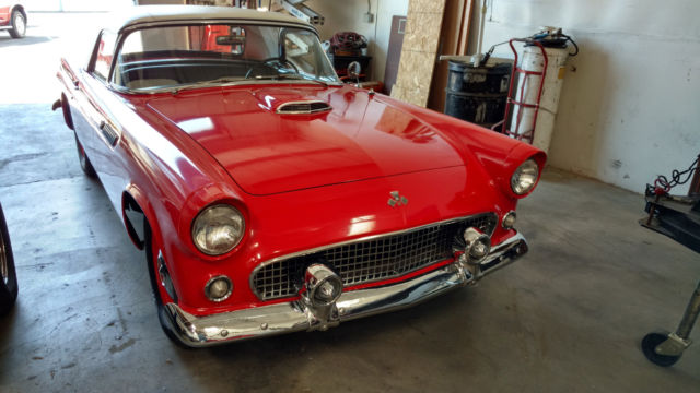 1955 Ford Thunderbird