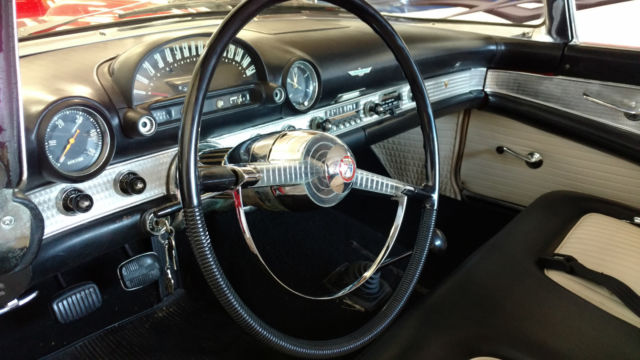 1955 Ford Thunderbird - photo 3