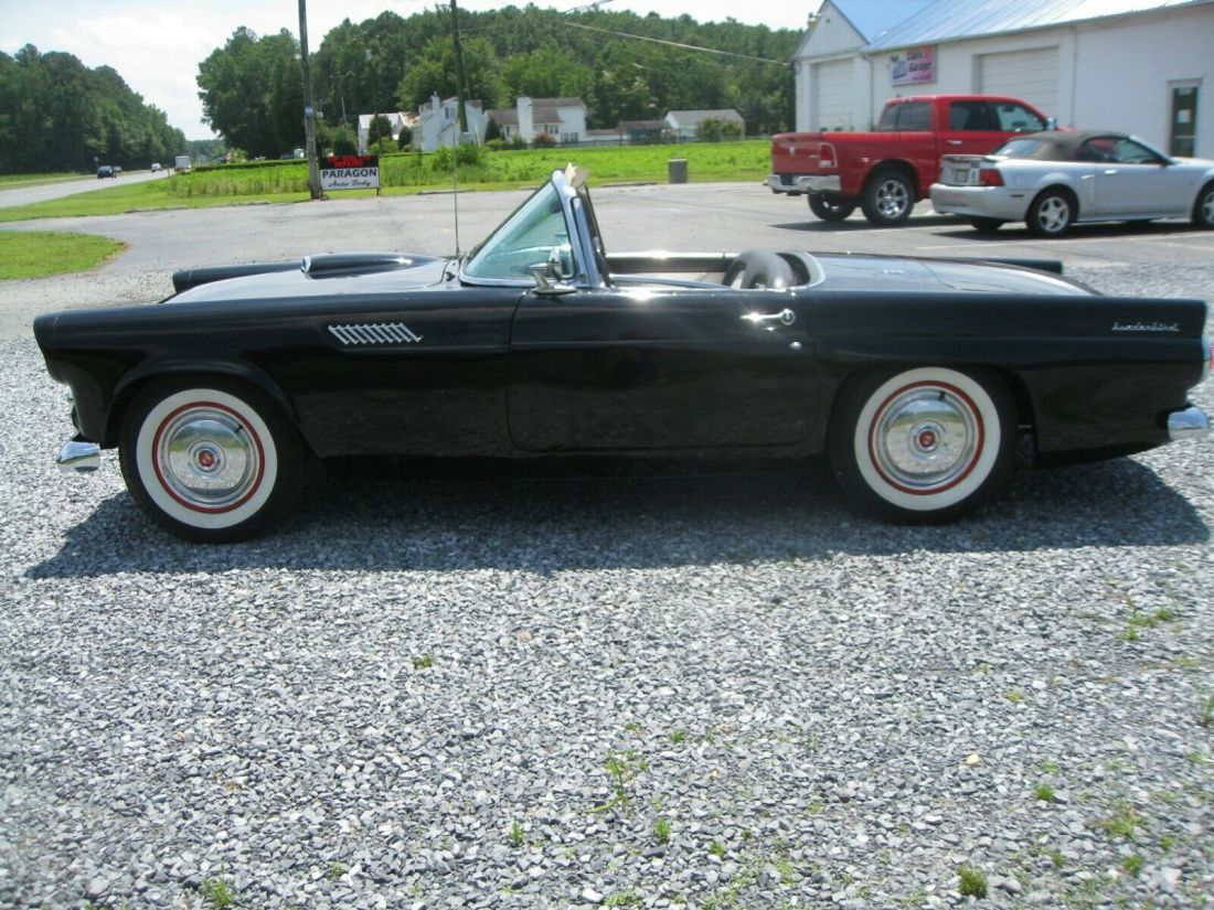 1955 Ford Thunderbird