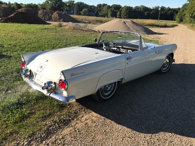 1955 Ford Thunderbird Convertible - photo 2