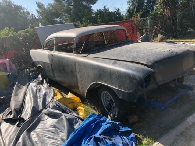 1956 210 two doors post 1956 Chevrolet Bel air 210