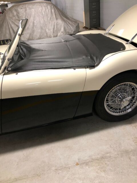 1956 Austin Healey 100 - photo 6
