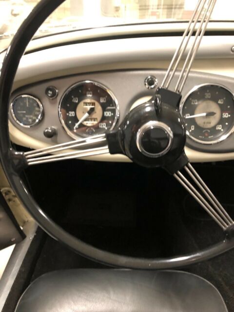 1956 Austin Healey 100 - photo 9