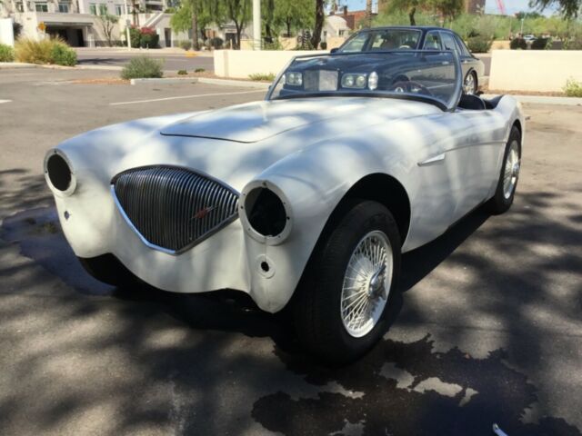 1956 Austin Healey 100 BN2 convertible - photo 2