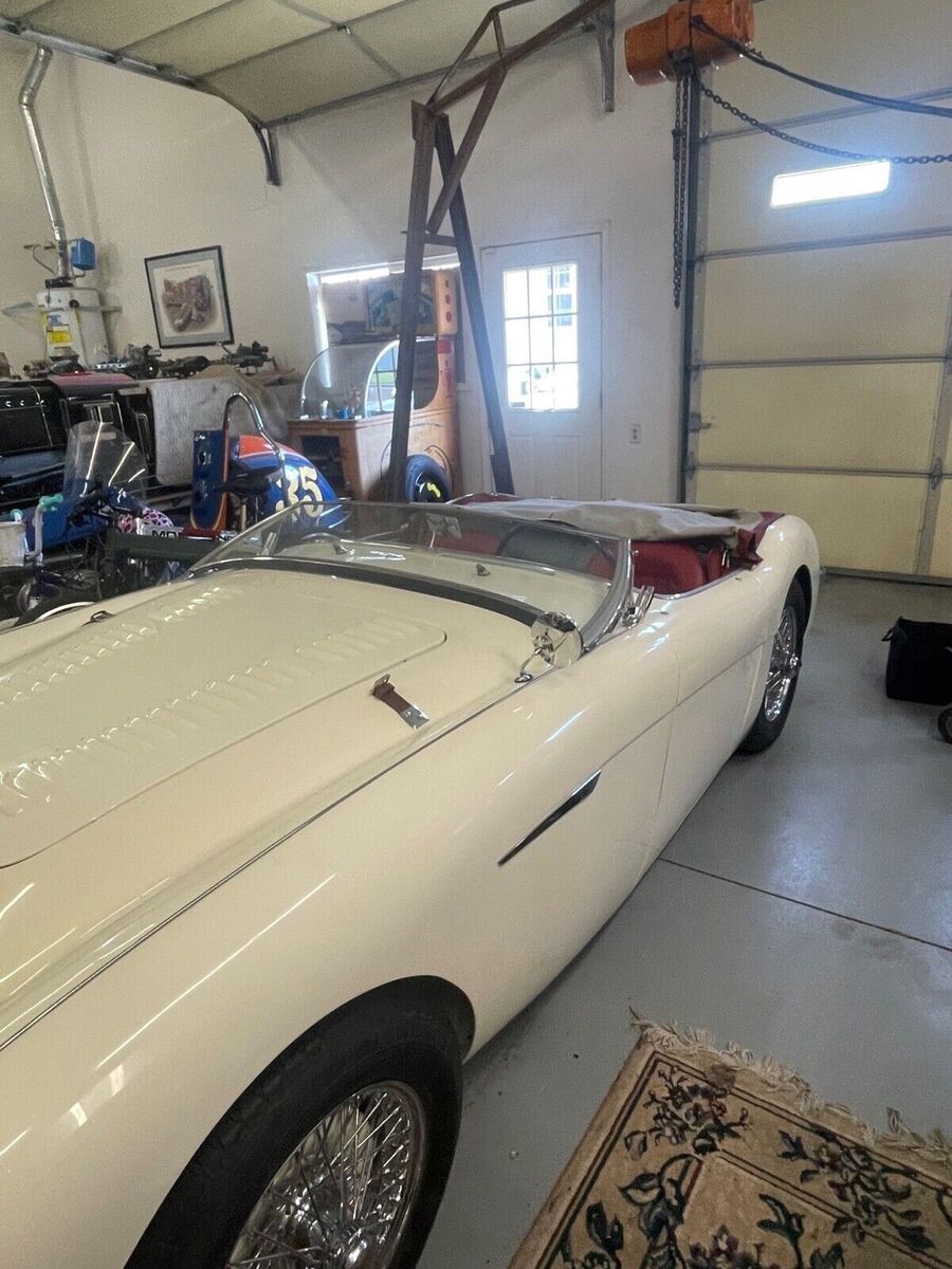 1956 Austin-Healey 100 red - photo 2