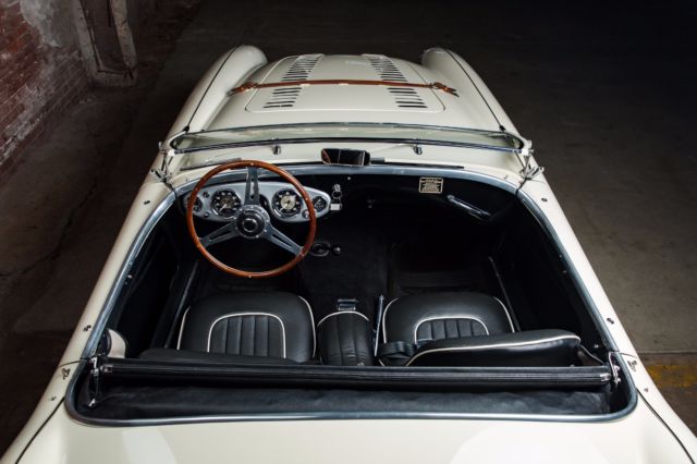 1956 Austin Healey 100M - photo 10