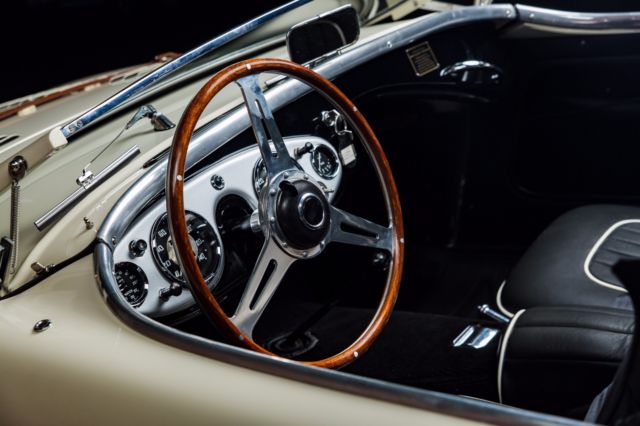 1956 Austin Healey 100M - photo 11