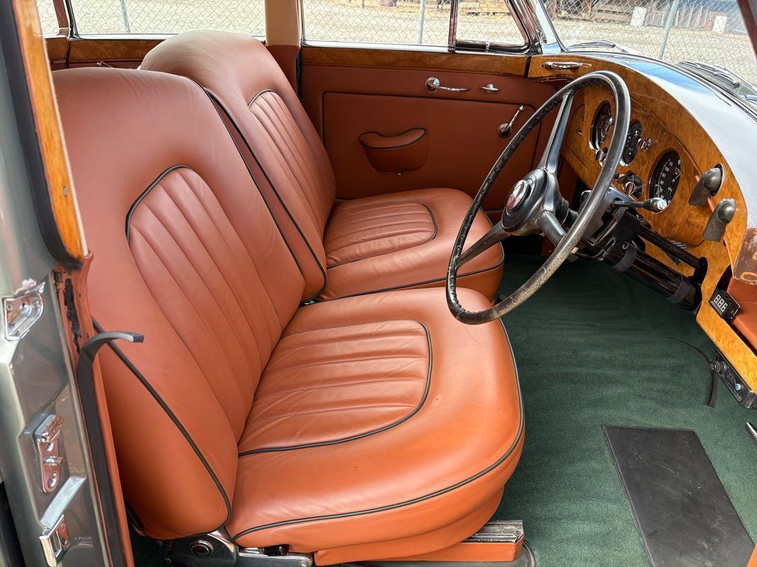 1956 Bentley Freestone & Webb Body by Freestone & Webb - photo 8